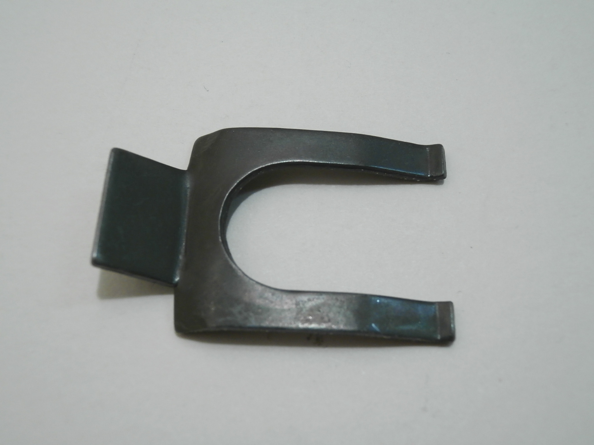 Heater Control Shut Off Valve Clip, 63-67